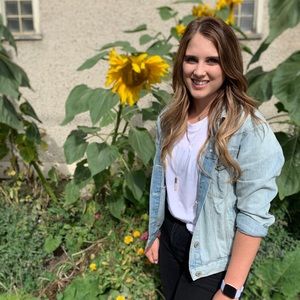 Meet your Posher, Savannah